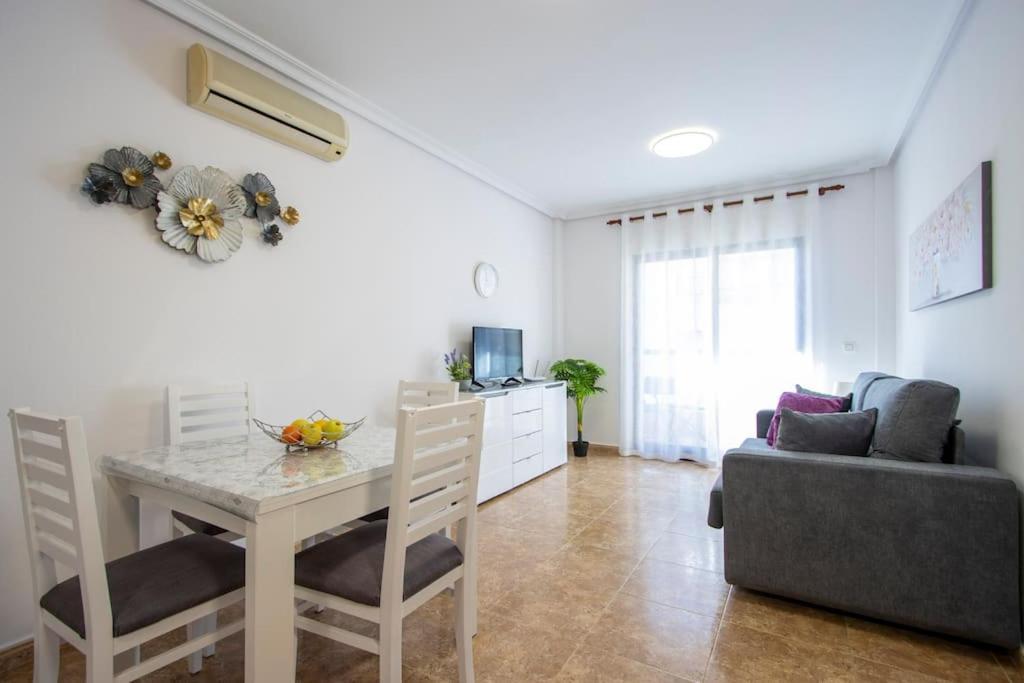 דירות קמפואמור Playamarina II Cabo Roig מראה חיצוני תמונה